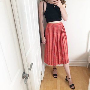 Stunning Vintage High Waisted Pleated Midi Skirt
